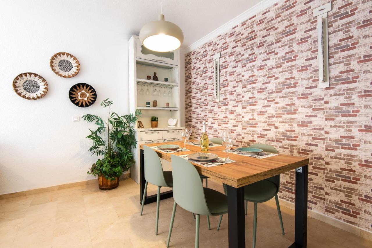 The 2Nd Corner: Central Apartment Ideal For Groups Malaga Luaran gambar